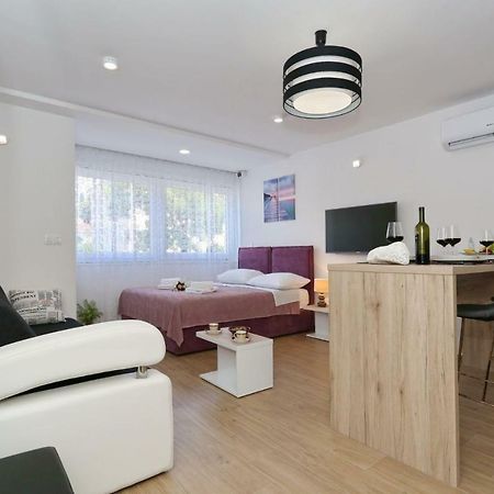 Two New Apartments By The Town Center Zára Kültér fotó