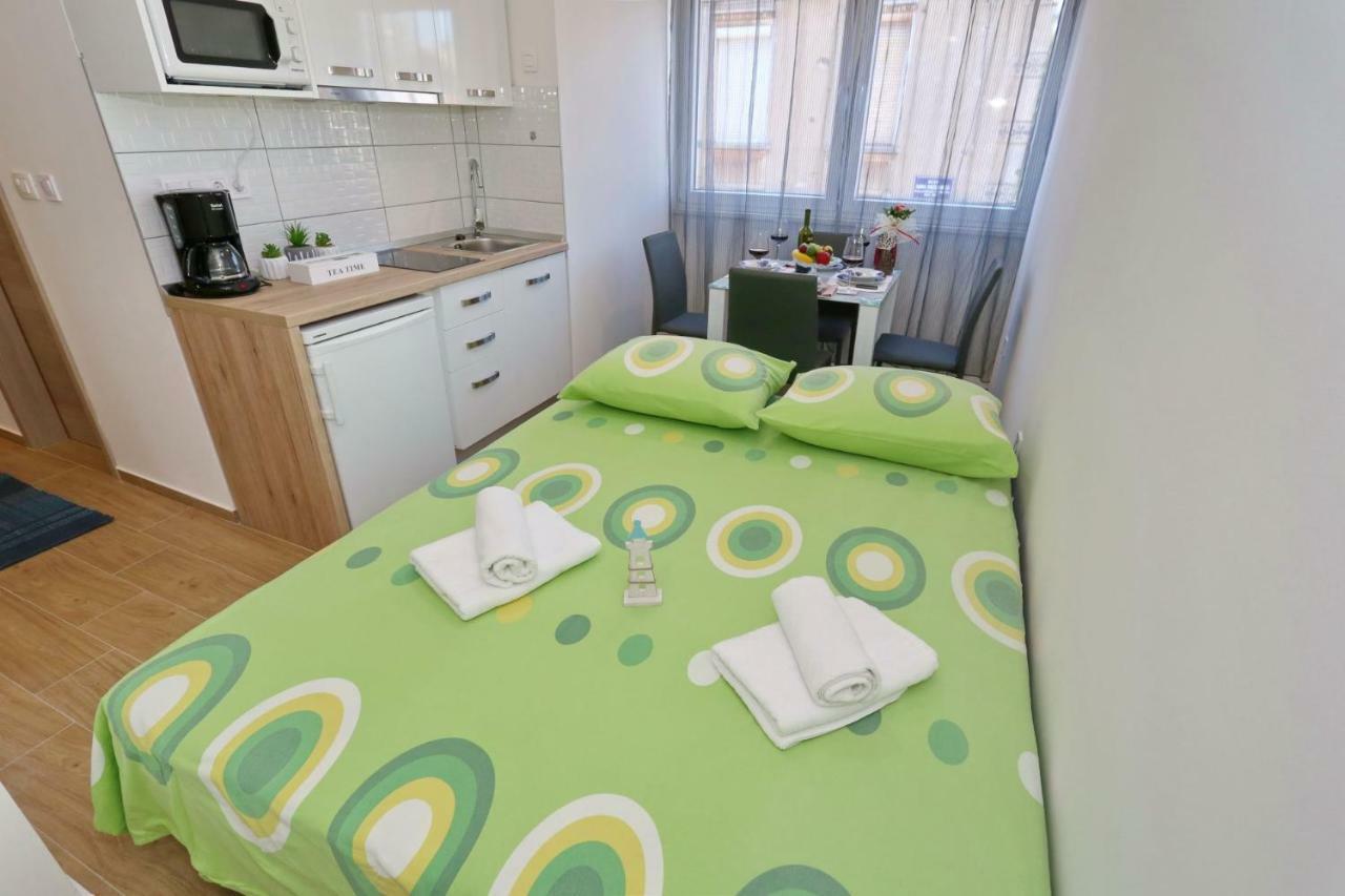 Two New Apartments By The Town Center Zára Kültér fotó