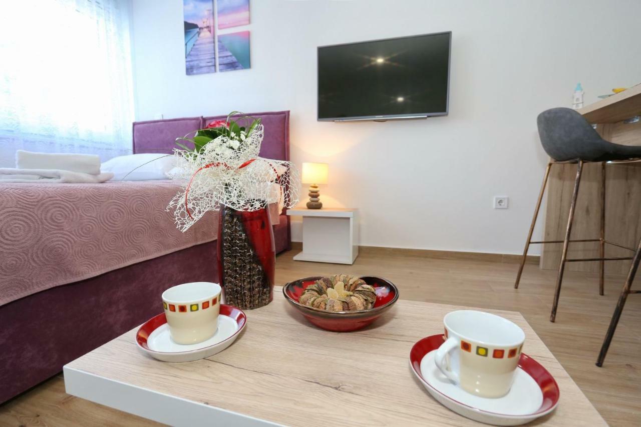 Two New Apartments By The Town Center Zára Kültér fotó