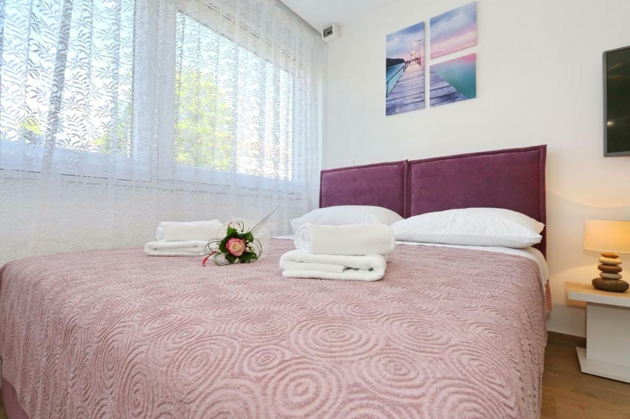 Two New Apartments By The Town Center Zára Kültér fotó